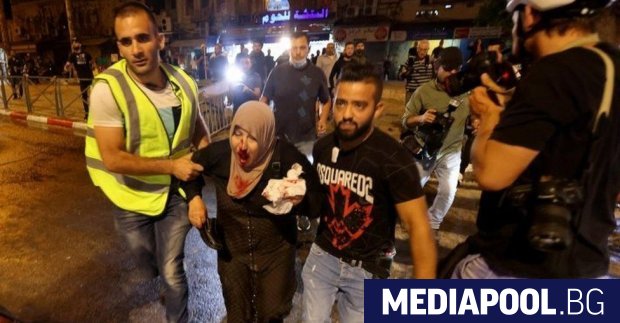При нови сблъсъци в събота вечерта между израелски полицаи и
