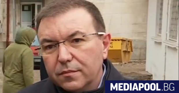 Здравният министър в оставка Костадин Ангелов разкритикува в събота приетите