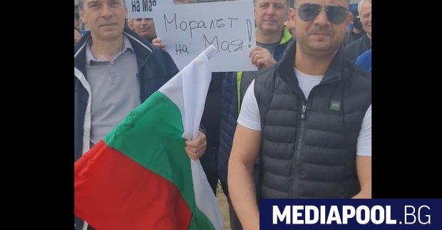 Местните организации на ГЕРБ в Бургаско организираха трийсетина човека за