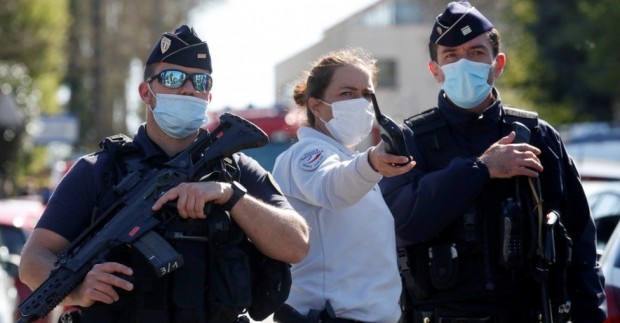 Тунизиецът убил административна служителка на френската полиция е гледал видеозаписи