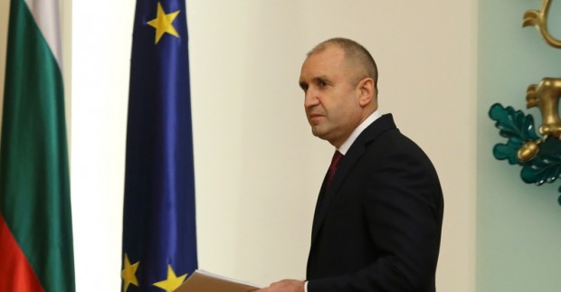 Президентът Румен Радев свиква на допълнителни консултации парламентарно представените партии