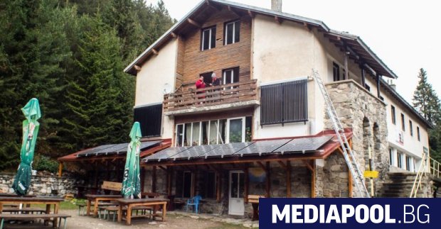 В 12 без 5 туристическият бранш бе включен в националния