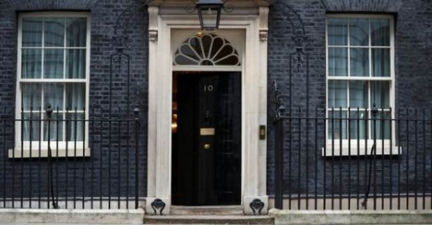 Осем дни преди местните избори в Англия и за парламенти