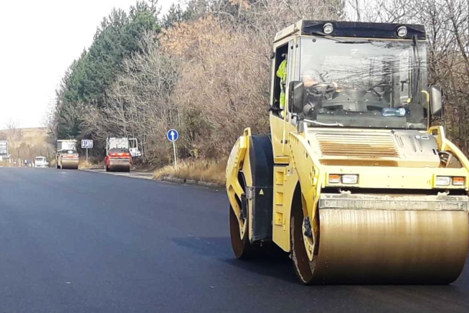 Задават се километрични задръствания между София и Перник заради ремонт на пътя