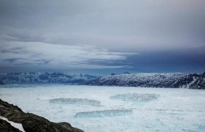 Гренландия "потъмнява"