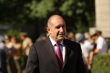 Румен Радев, сн. БГНЕС, архив