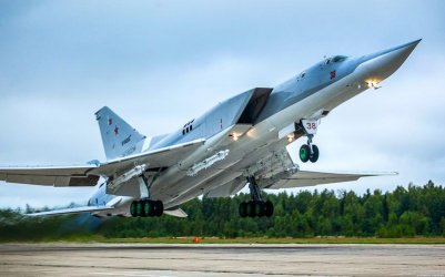 Русия разполага ядрени бомбардировачи в Сирия