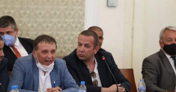 Собственикът на фирма Градус Иван Ангелов ще бъде разпитан от