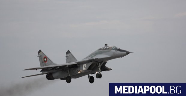 Изтребител МиГ 29 на българските Военновъздушни сили ВВС е паднал
