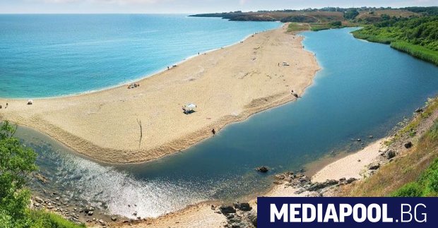 Комисията за защита на конкуренцията КЗК спря процедурата по отдаване