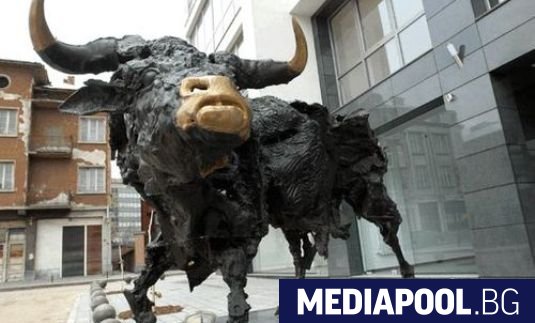 Застрахователният холдинг Еврохолд обяви че пуска на Българската фондова борса