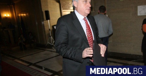 Служебният вътрешен министър Бойко Рашков се извини за репликата си