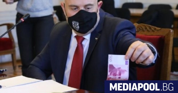 Главния прокурор Иван Гешев се е настанил в държавна вила