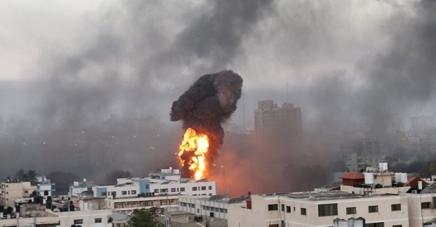 Израел и палестинското ислямистко движение Хамас управляващо в ивицата Газа