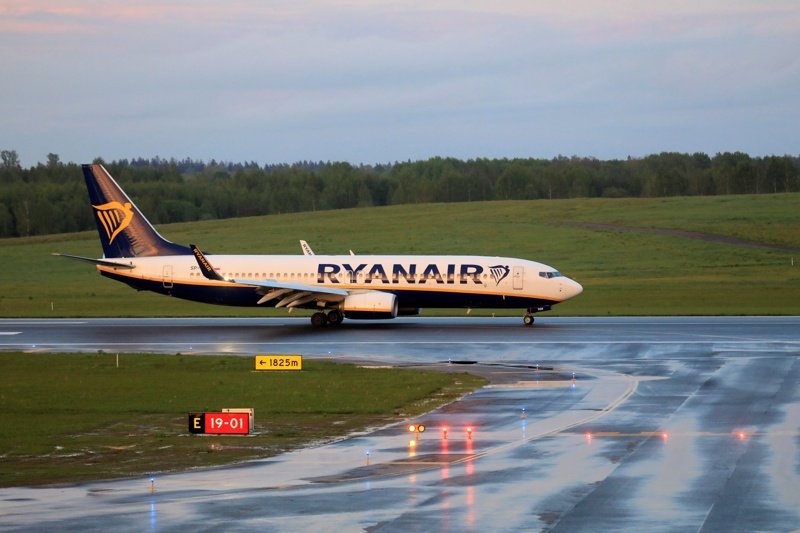 На борда на приземения в Беларус самолет на RyanAir имало агенти на КГБ