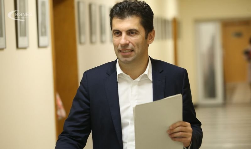 Министър Кирил Петков