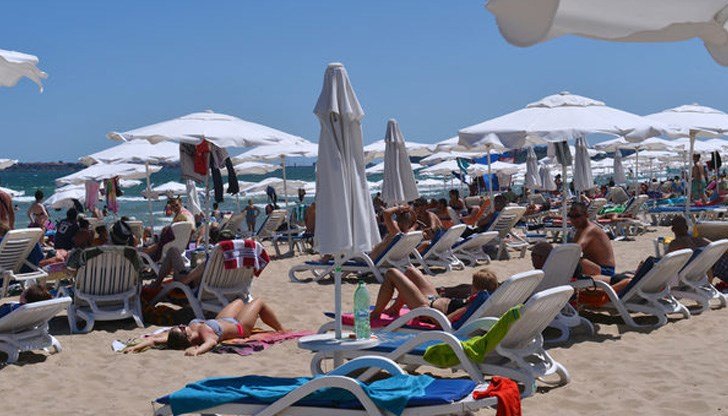 Държавата предлага евтина сянка на плажа срещу по-малка концесионна такса