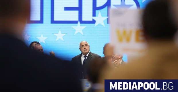 България се намира в безпрецедентна ситуация, а партийната ѝ система