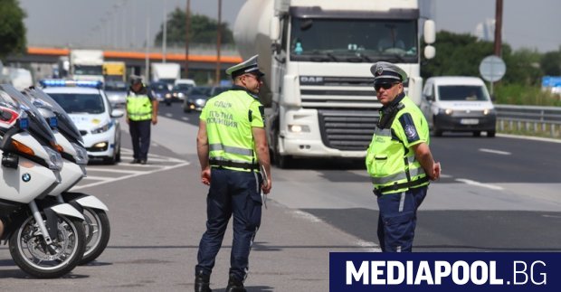 Заради очакваният засилен трафик към морето полицията стартира нова специализирана