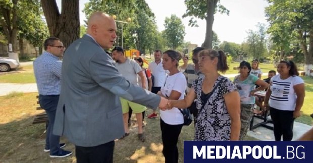 Главният прокурор Иван Гешев който от месеци не се появява