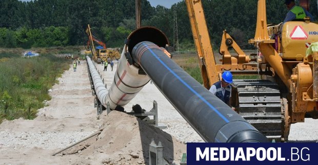 Строежът на газовата връзка между България и Гърция напредна с