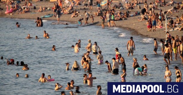 Няколко десетки души са починали внезапно в понеделник в района