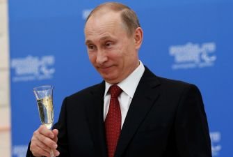 По повелята на Путин: "Дом Периньон" в Русия няма да бъде шампанско