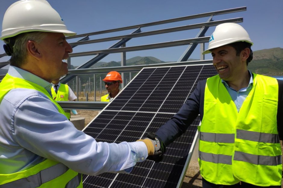 "Аурубис" започна да строи най-големия у нас соларен парк за собствени нужди