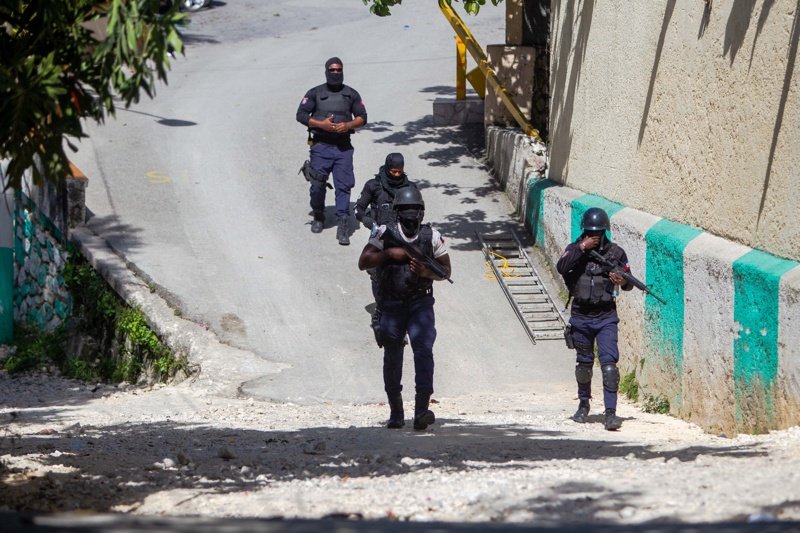 Четирима убити и 2 арестувани след убийството на президента на Хаити
