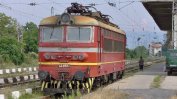 Аварира локомотивът на бързия влак Бургас - София