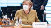 Двете дози, поставени на Меркел, са от различни ваксини