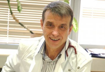 Проф. Коста Костов