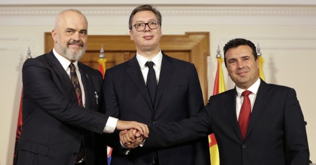 Северна Македония и Албания продължават курса към засилване на регионалното