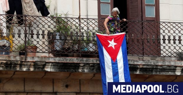 Повече от 100 души бяха задържани в Куба след като