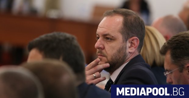 Абсурдно е да разбираме за кандидата за премиер на ИТН