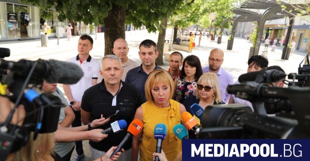 Парламентарната група на коалицията около Мая Манолова се прекръсти от