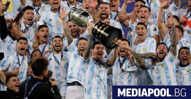 Футболистите на Аржентина победиха отбора на Бразилия с 1 0 и