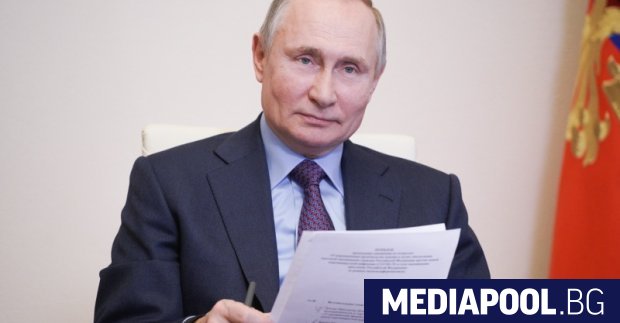 Президентът на Русия Владимир Путин изтъкна в статия че е