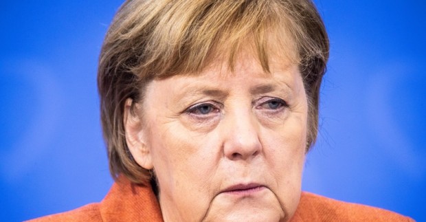 Опустошителните наводнения в Германия са взели най малко 165 жертви а