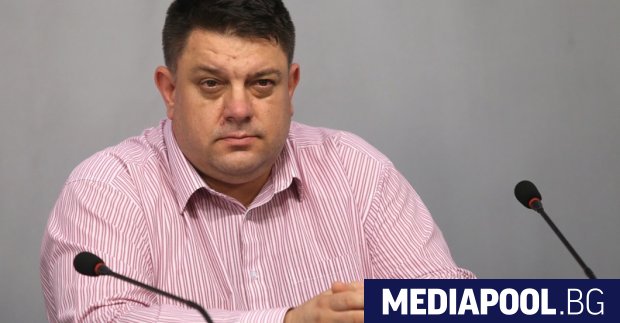 БСП може да предложи служебното правителство като редовно на парламента