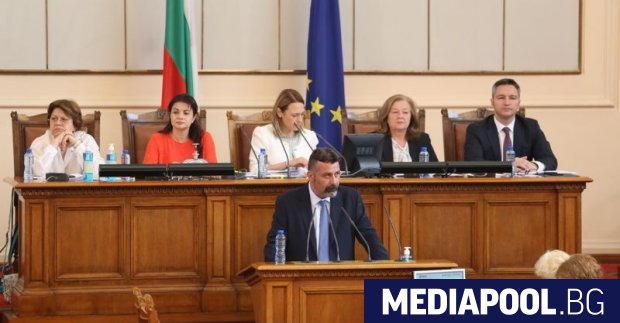 Българските избиратели рядко обръщат внимание на икономическите програми на партиите