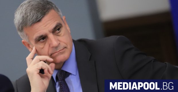 Служебният премиер Стефан Янев коментира че не познава лично кандидата