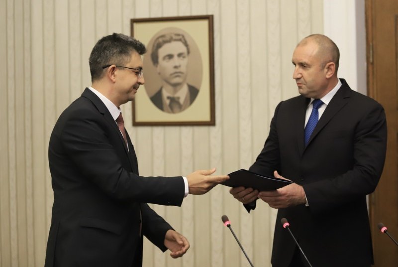 ИТН с готов мандат – правосъдният министър е сменен, Петър Илиев повишен до вицепремиер  (видео)