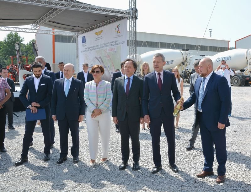 Започна строeжът на най-дългия жп тунел на Балканите