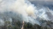 Италиански пожарникари се опитват да се справят с над 200 пожара