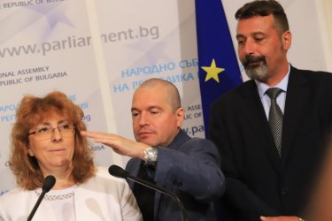 ИТН се овъртолиха в противоречия на тема как ДБ искали да кадруват