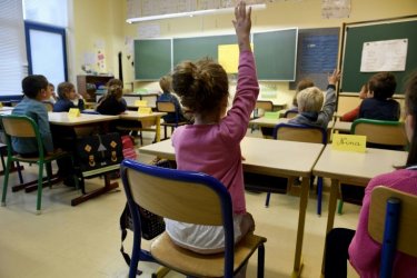 МОН обяви графика на учебното време, ваканциите и изпитите