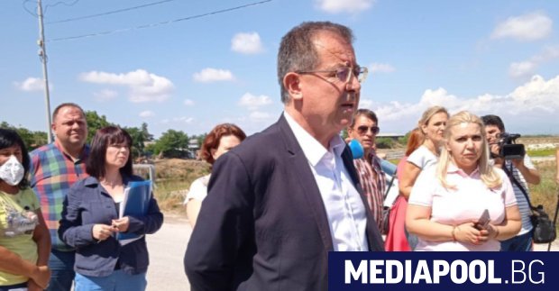 Обещание на земеделския министър Христо Бозуков, че пострадалите в събота