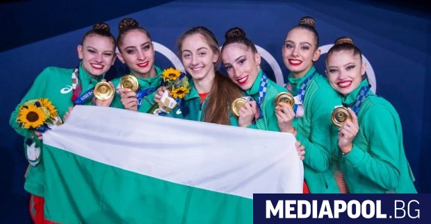 Безапелационно българските момичета от ансамбъла по художествена гимнастика спечелиха златото