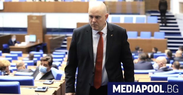 Главният прокурор Иван Гешев няма да даде на парламентарната комисия